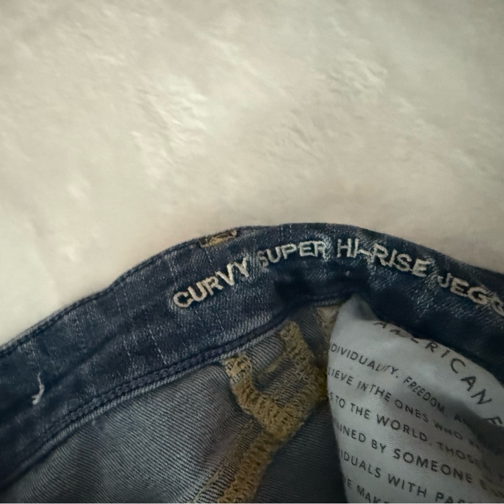 American Eagle Curvy Super Hi-Rise Distressed Jeggings Jeans 6 6R - Picture 6 of 10